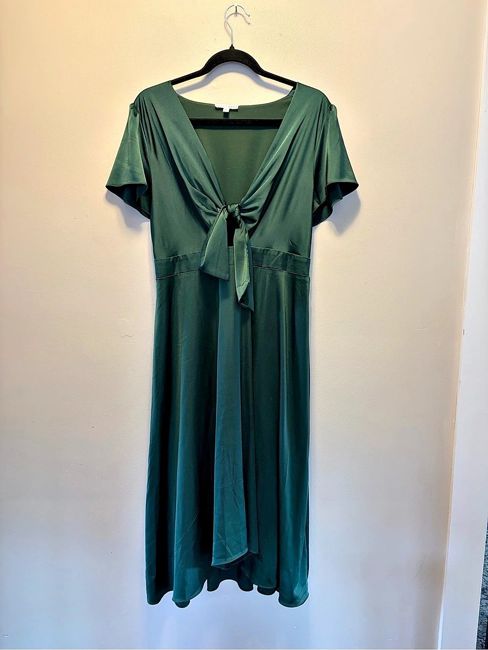 Balticborn Women's Midi Dreya Dress in Green Satin Size Large Like New